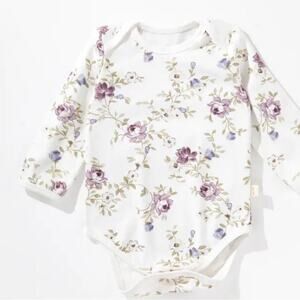 New baby long sleeved romper with flowers 3-6 months